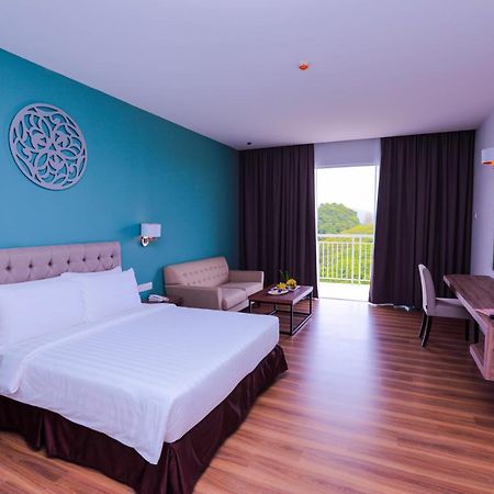 Hotel Casuarina@Kuala Kangsar Esterno foto