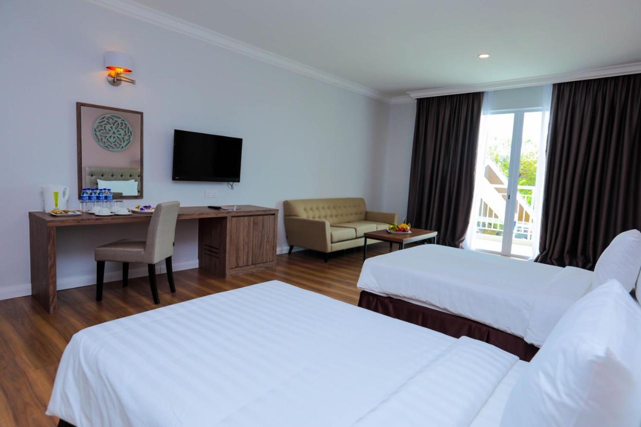 Hotel Casuarina@Kuala Kangsar Esterno foto